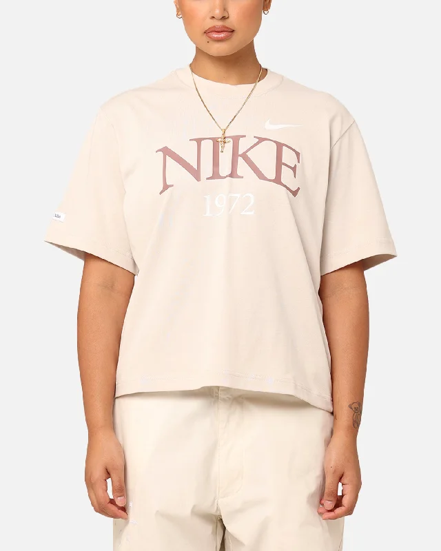 Nike Women's Sportswear Classic Boxy T-Shirt Light Orewood Brown Fleece Nylon Spandex