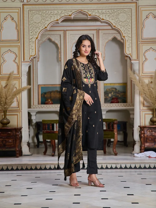 Black Designer Readymade Pant Suit With Wevon Design Elegant High-Waist Pants