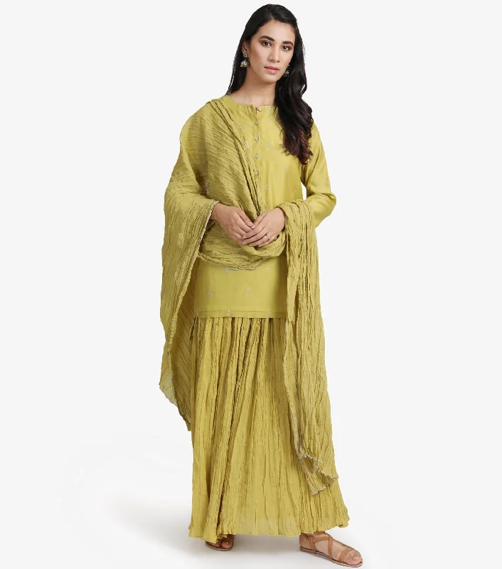 Greenish Yellow Chanderi Kurta & Skirt Set flowy skirt hem