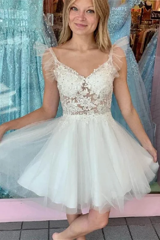 A-line Princess Appliques Short Party Homecoming Dress