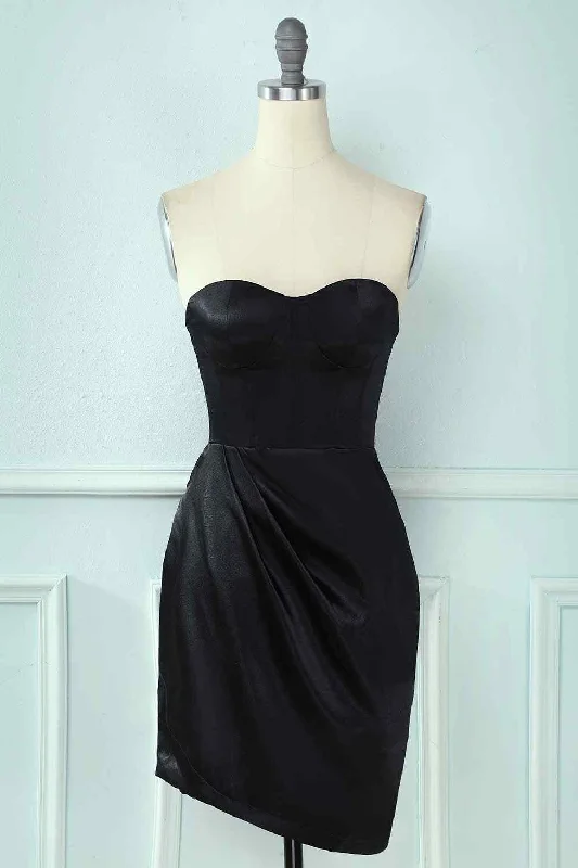 Black Sheath Strapless Sweetheart Pleated Leather Mini Homecoming Dress