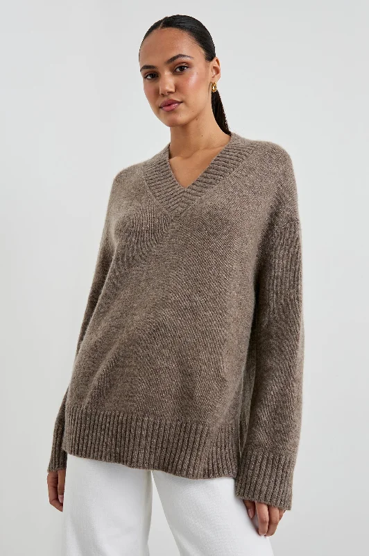 GISELLA SWEATER - HAZELNUT