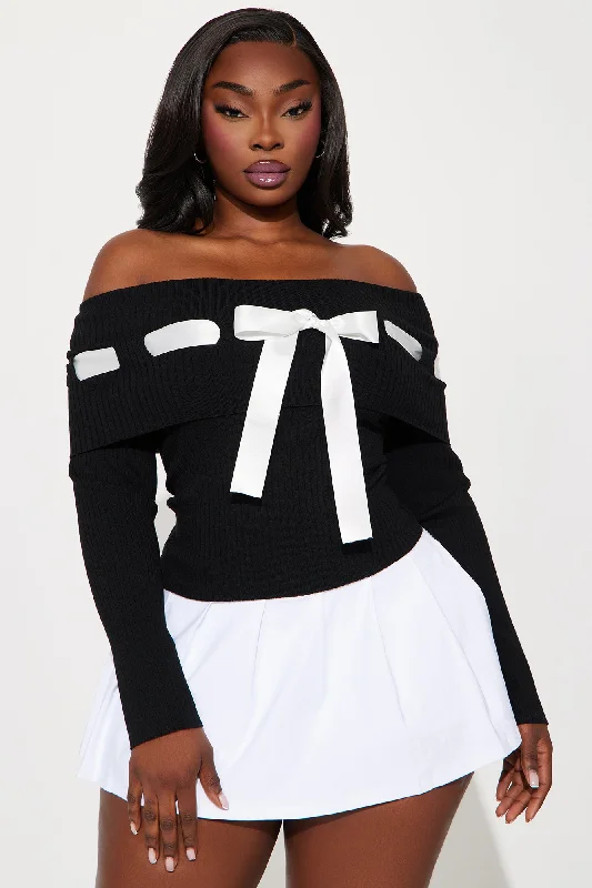 Just A Tease Off Shoulder Bow Sweater - Black/White