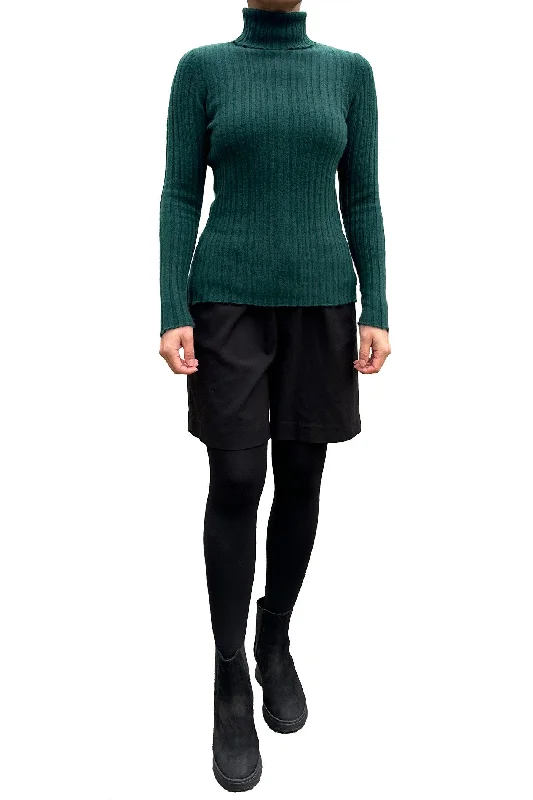 Ribbed cashmere roll neck in bottle green