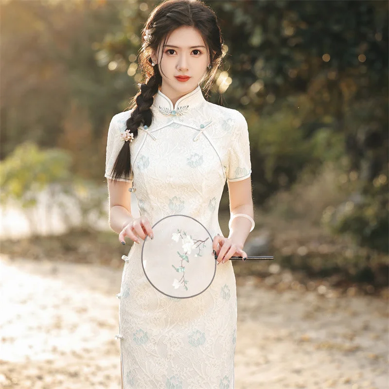 Elegant and Artistic Compound Lace Round Collar Cheongsam Dress