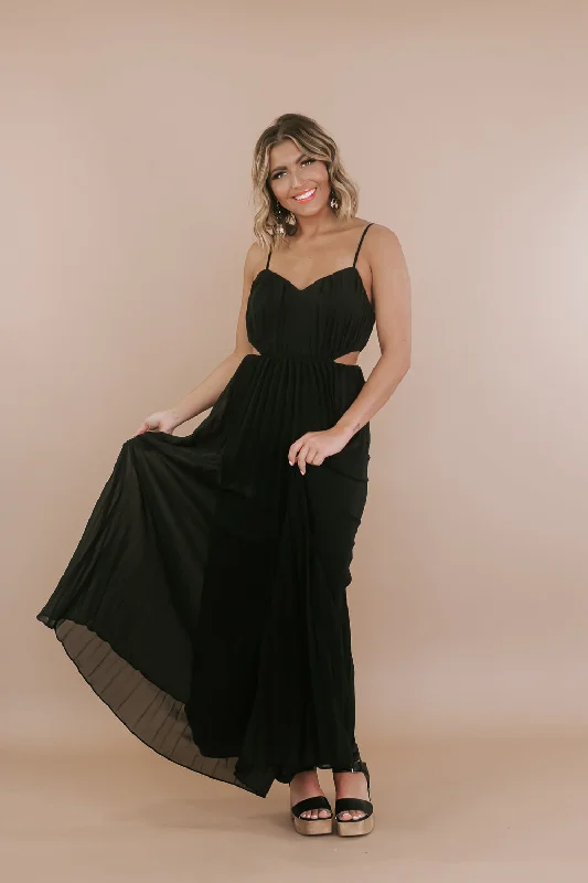 Make Memories Pleated Maxi, Black