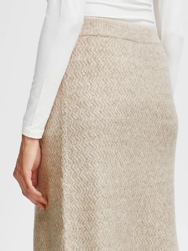 B Young ByMerli Knitted Skirt Cement Melange