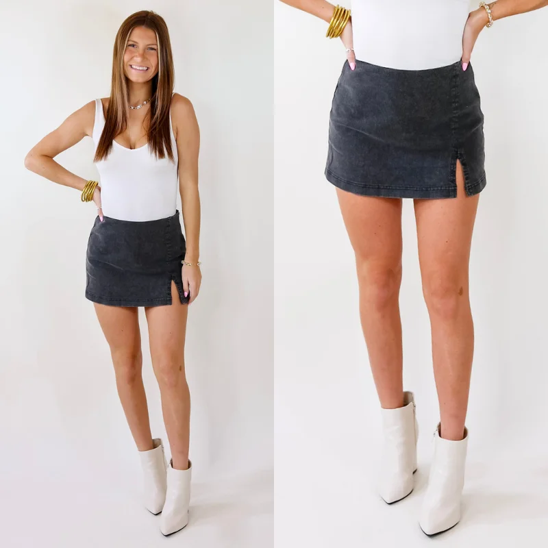 Big Ambitions Chambray Skort in Black