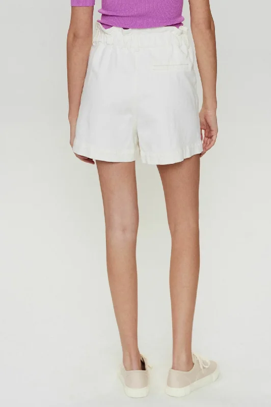 Numph Lulu Bright White Shorts