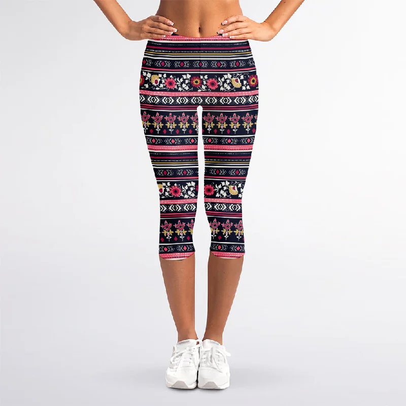 Floral Ethnic Pattern Print Women's Capri Leggings Trendy Cut-Out Activewear Leggings