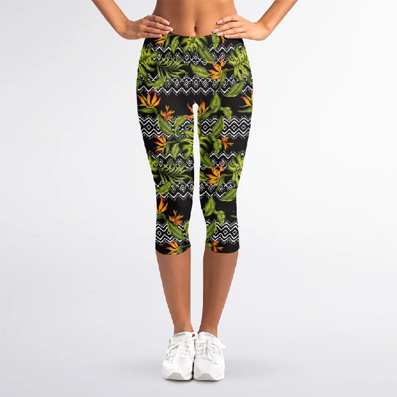 Ethnic Bird Of Paradise Pattern Print Women's Capri Leggings Trendy Foil Finish Leggings