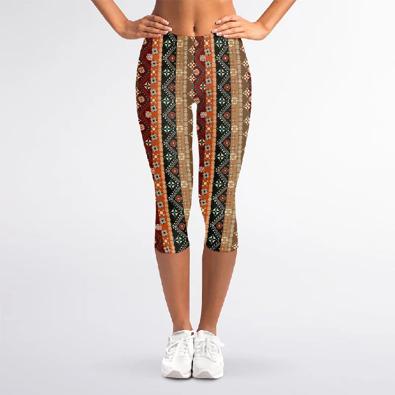Ethnic Boho Tribal Pattern Print Women's Capri Leggings Trendy Side-Pocket Leggings