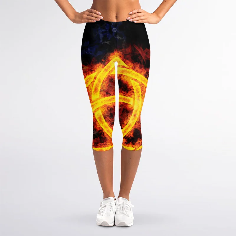 Fire Celtic Knot Print Women's Capri Leggings Stylish Everyday Leggings